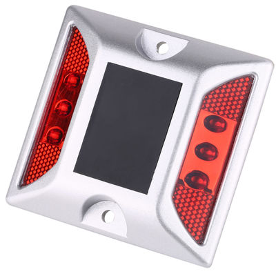 RoHS ha certificato il quadrato perni solari della strada dei 800 tester LED, riflettori solari della strada